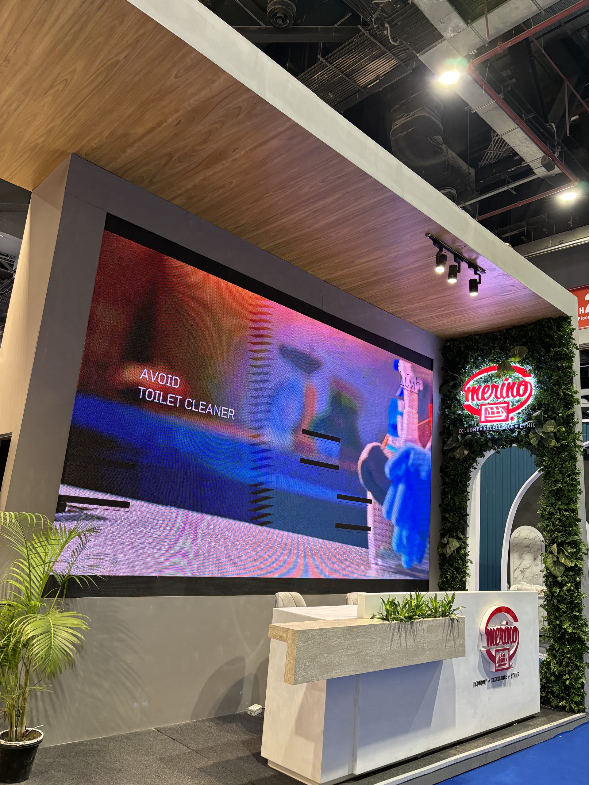 Merino Laminates - custom trade show booth