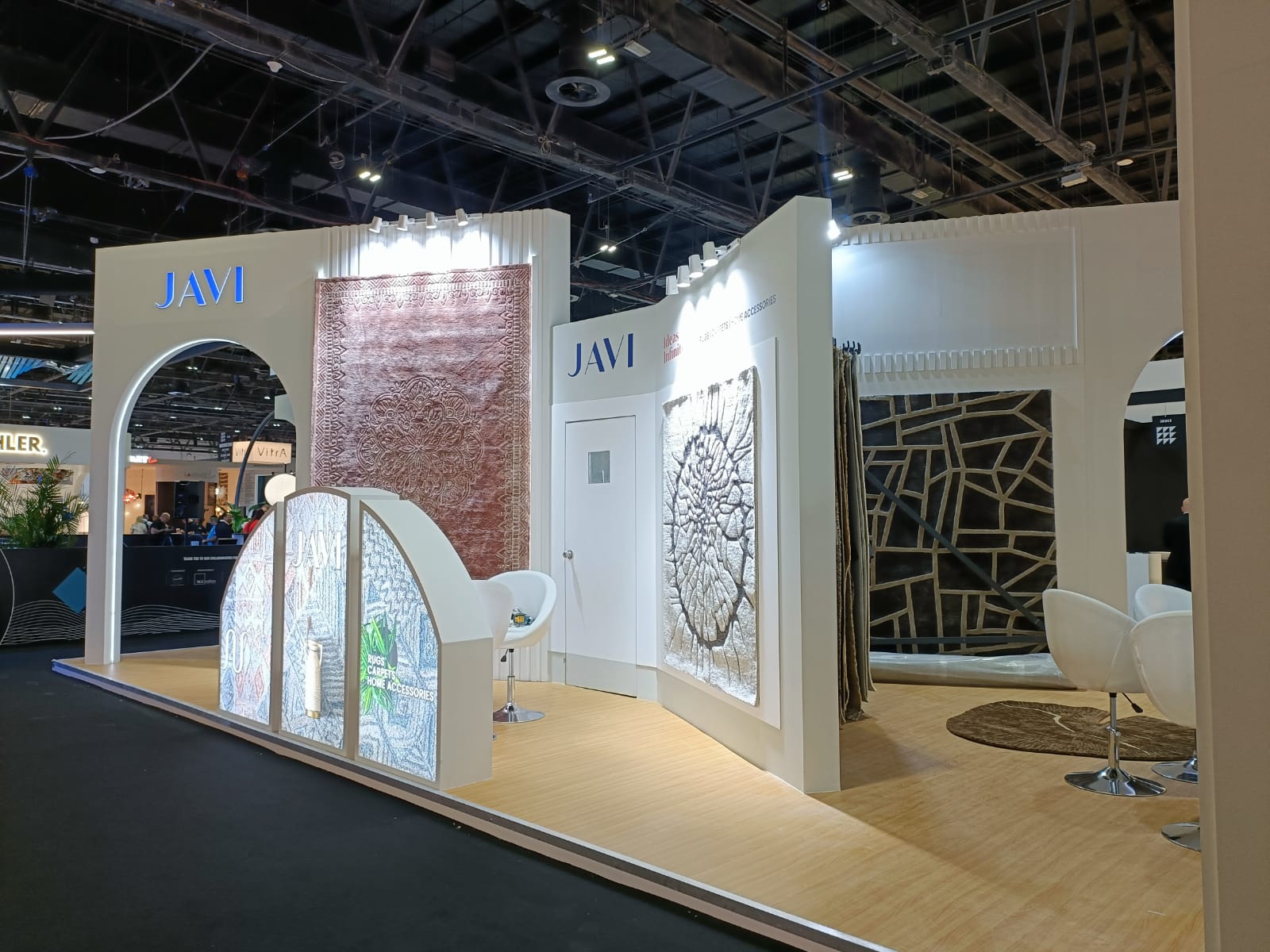 Javi - custom trade show booth