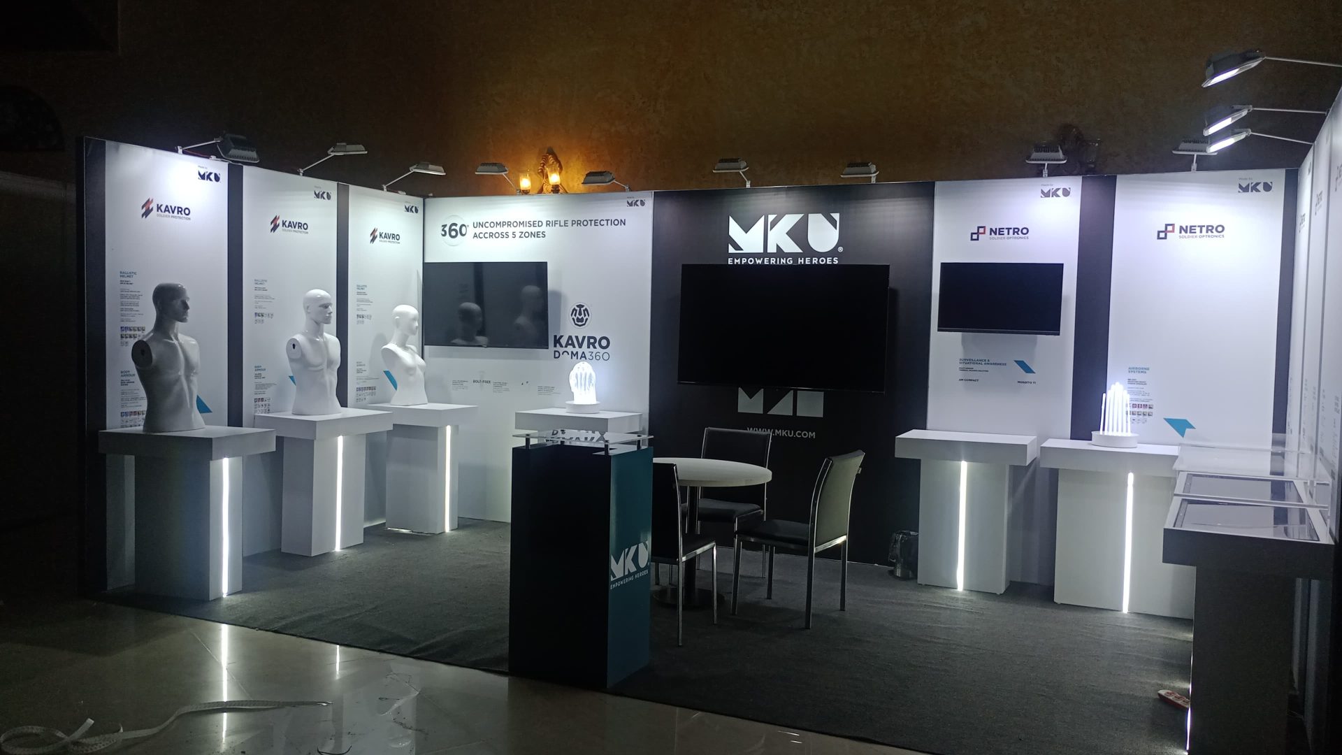 custom trade show exhibit