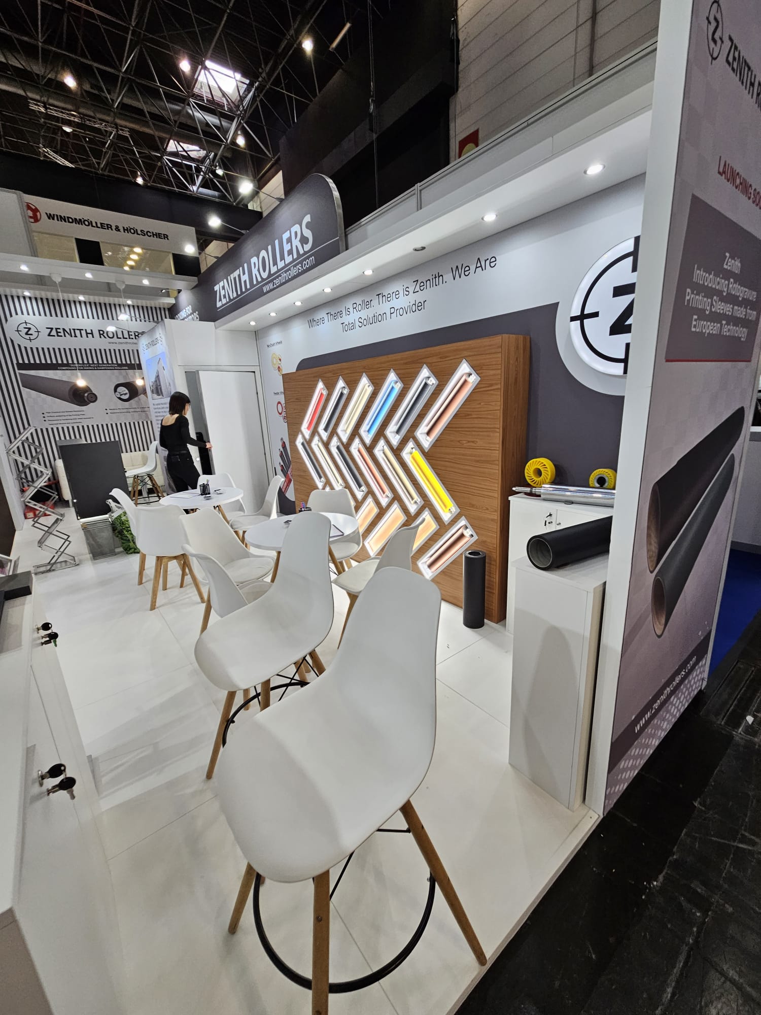 Zenith Rollers - custom trade show booth