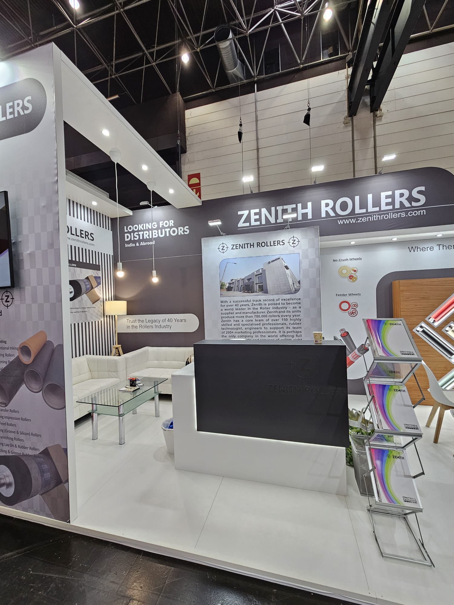 Zenith Rollers - custom trade show booth