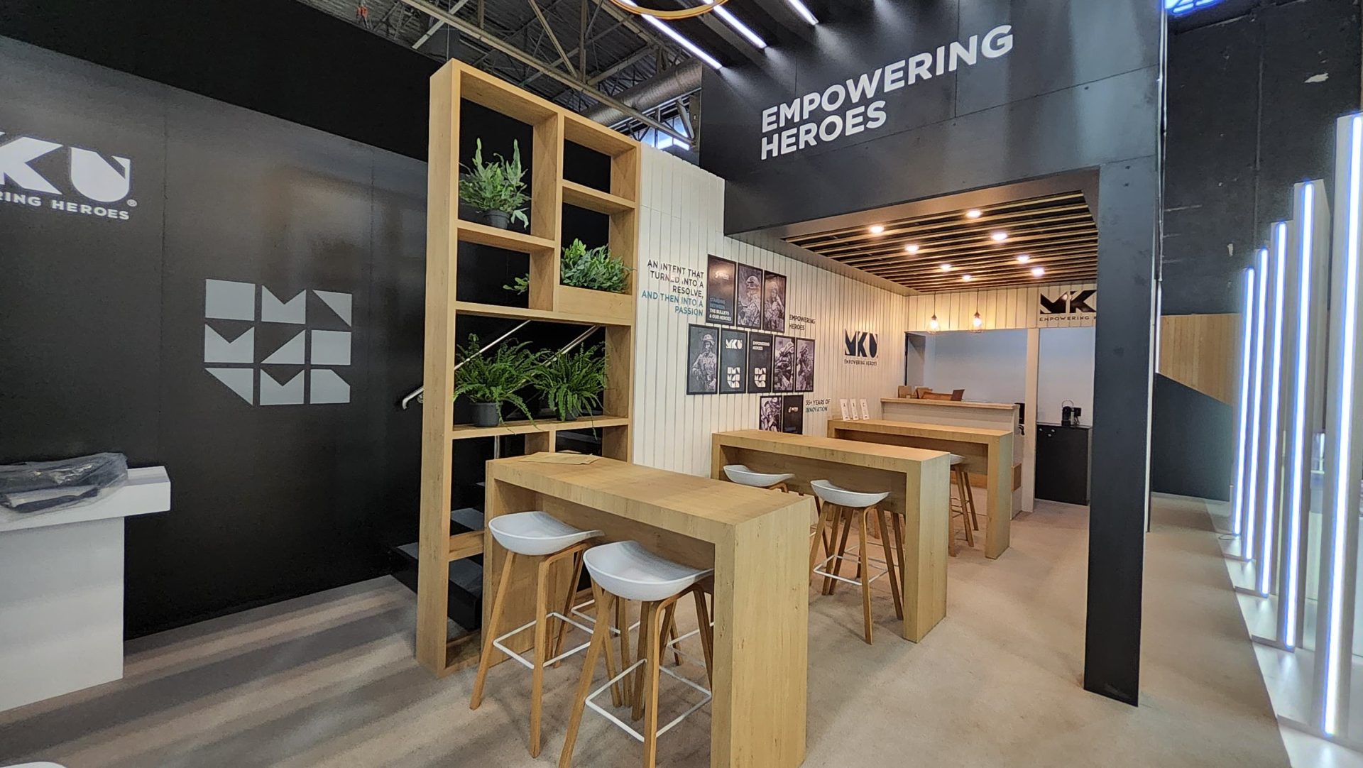 immersive trade show booth