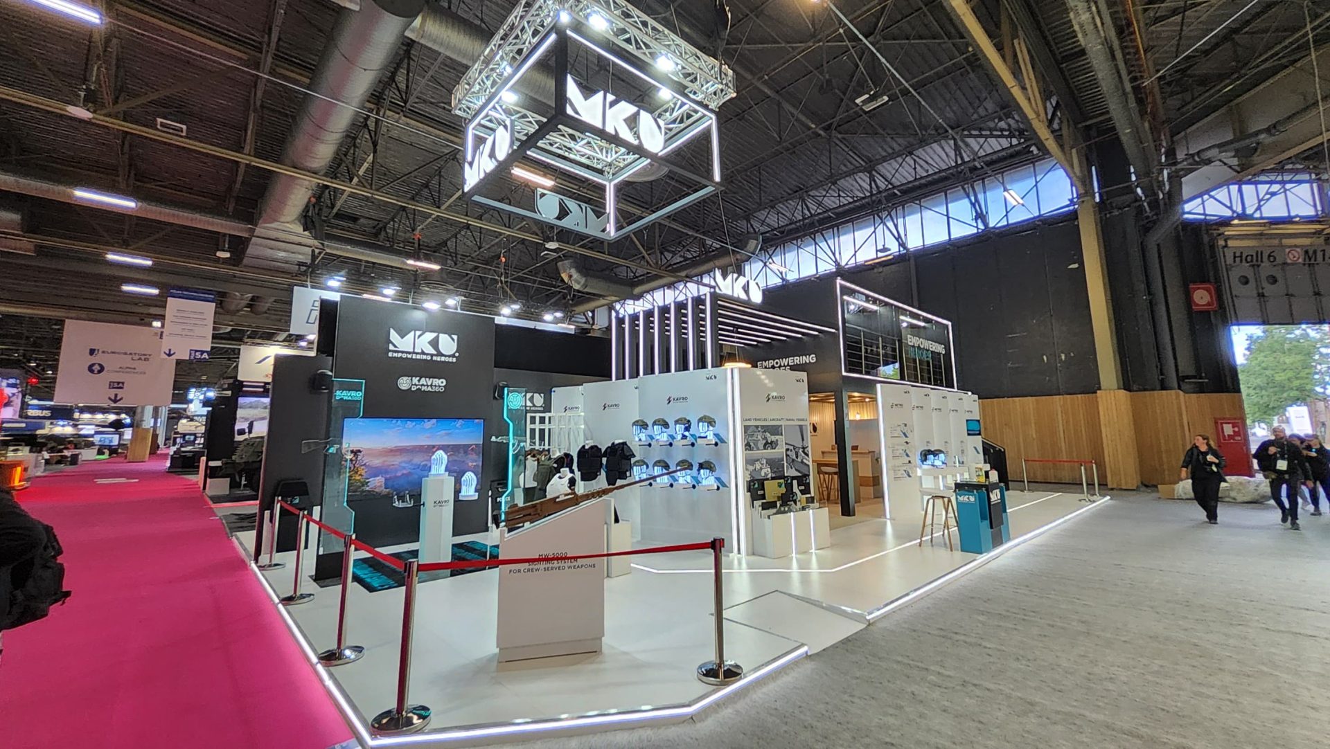 immersive trade show booth